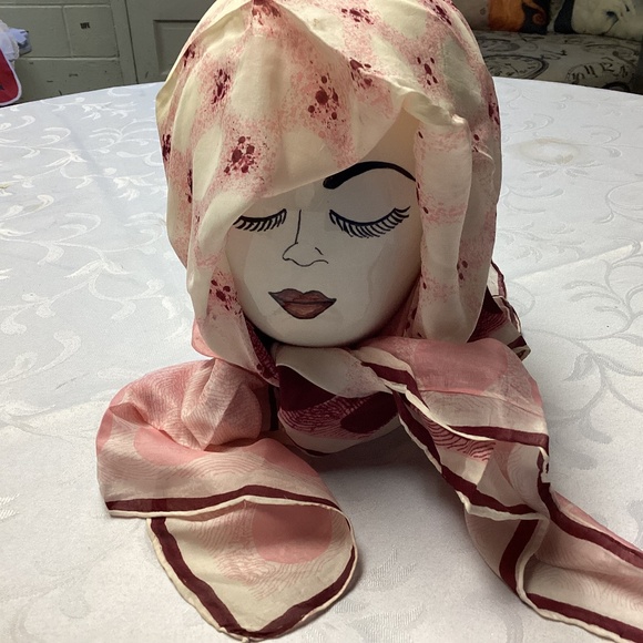 Silk scarf, vintage burgundy and pinks 30 x 30 - Picture 1 of 8